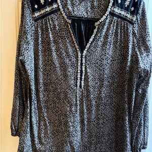 Lucky Brand Black and Gray Patterned Blouse